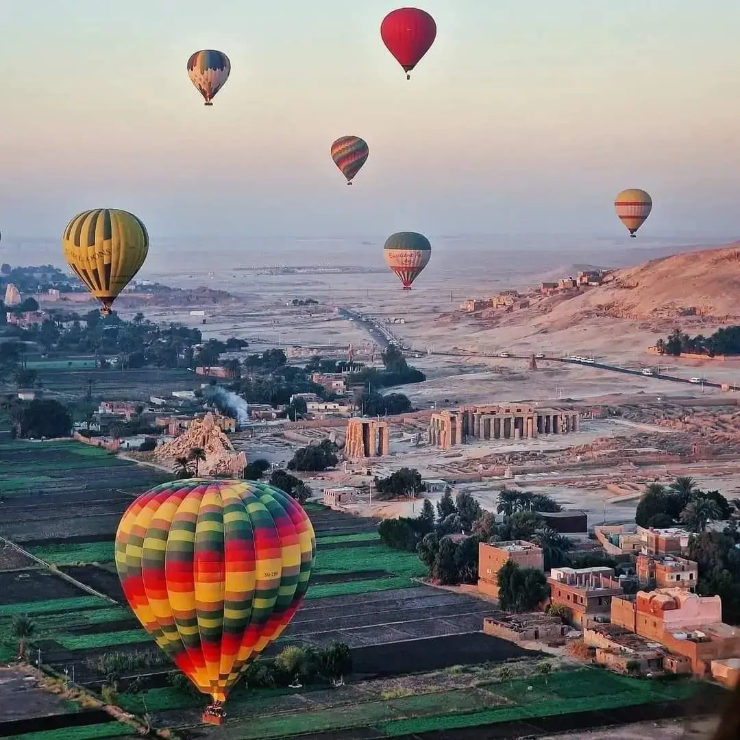 2-Day Luxor Tour Package with Hot Air Balloon Ride
